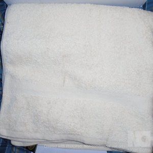 Gozze Bath Towels 27"W X 55"L  color cream - 2 towels for one price